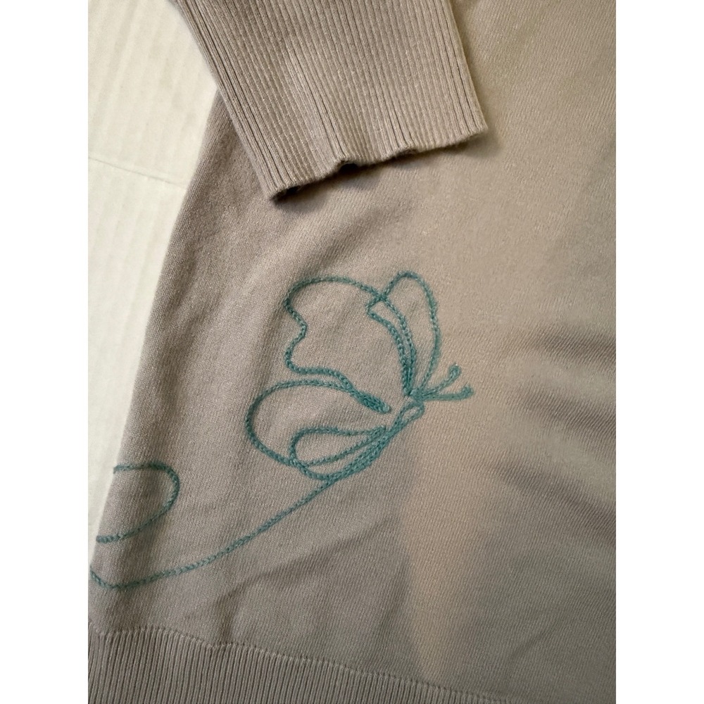 Laurie Felt Los Angeles Womens V-Neck Butterfly Embroidered Sweater Beige M - Picture 4 of 4